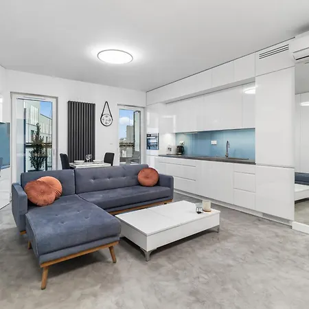 Апартаменты Nice To Host You Apartament Przy Stadionie Narodowym *